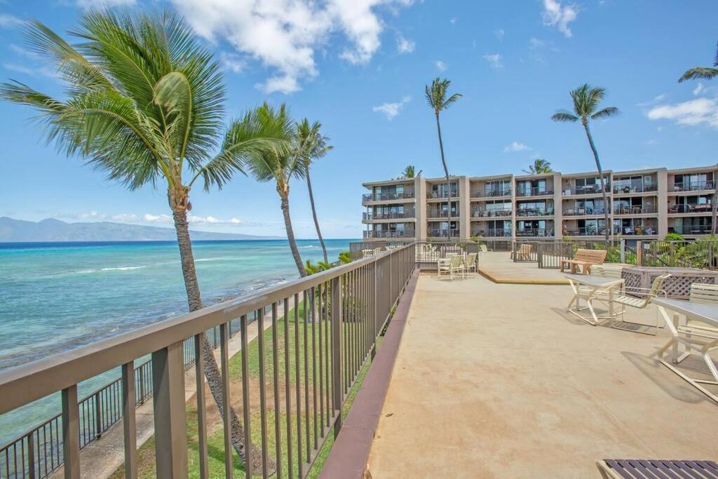 Hale Ono Loa 403- Top Floor, Ocean View, & Complete Modern Remodel Lejlighed Kahana Eksteriør billede
